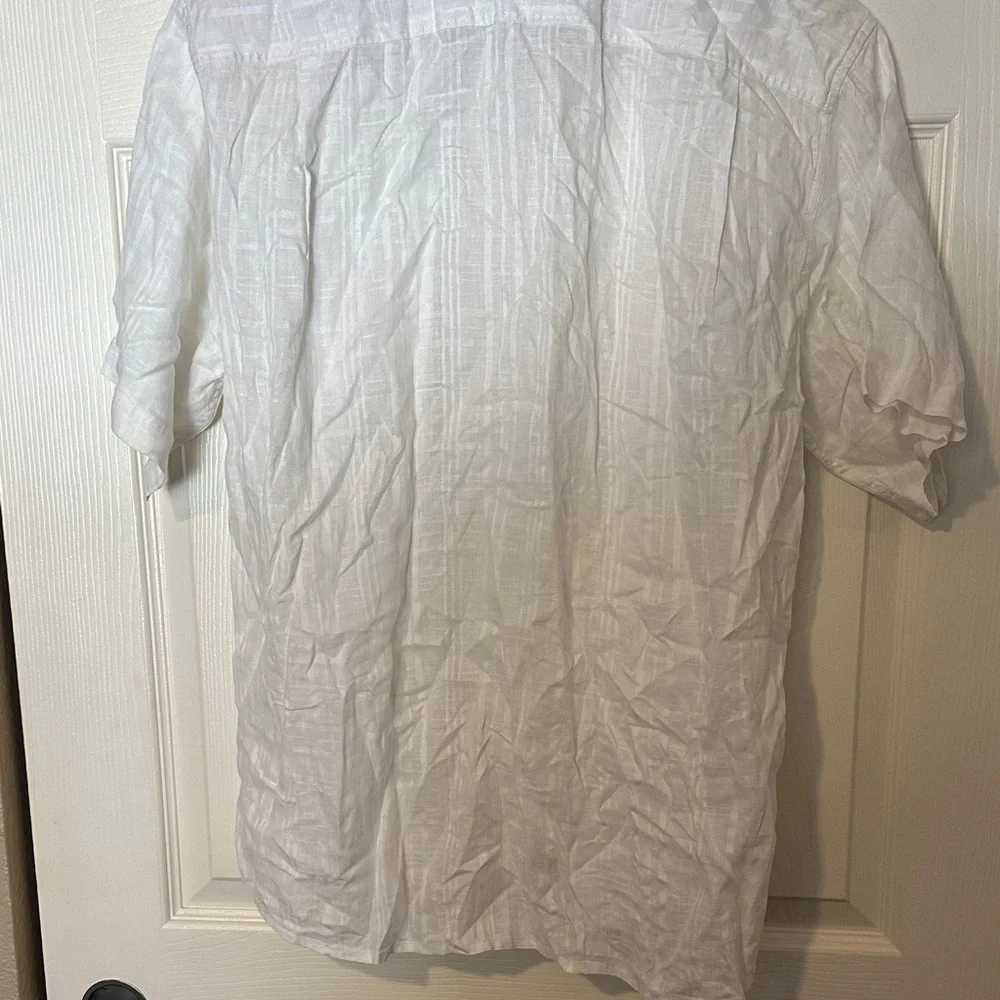 100 % linen Tommy Bahama Cream Textured Shirt - Picture 9 of 11